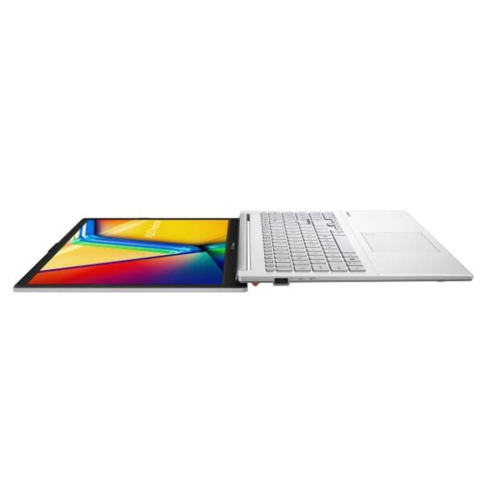 Asus Vivobook Go | 15.6" FHD (1920 x 1080) 16:9 aspect ratio IPS-level 60Hz | R5-7520U | 16GB | 512GB | UMA | NoOS | SILVER (P/N E1504FA-BQ867 / 90NB0ZR1-M01EC0)